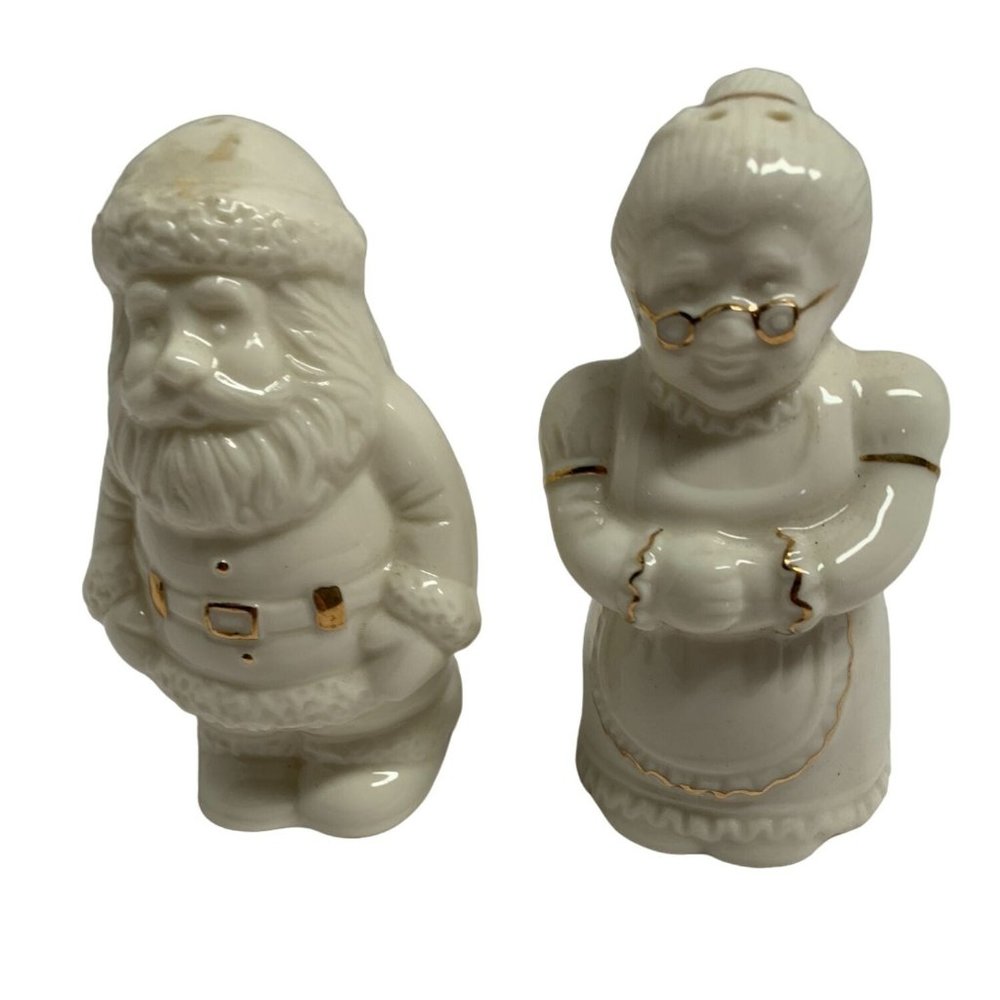 Baum Bros Formalitites Salt and Pepper Shaker Cream White with Gold Mr and Mrs C
